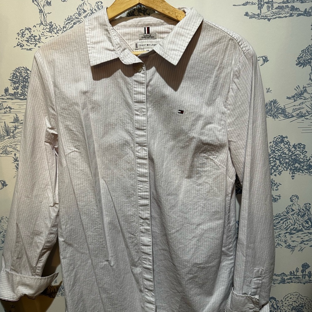 Tommy Hilfiger Women’s Purple and  White Shirt